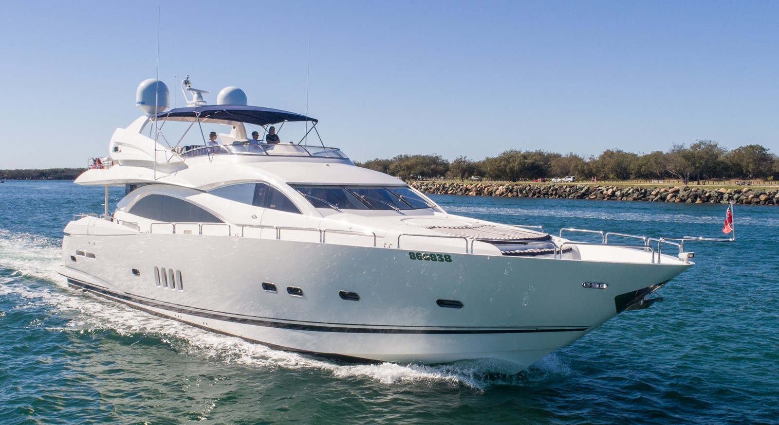 BLINDER - 2005 SUNSEEKER 94' 94 Yacht