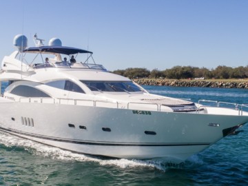 BLINDER - 2005 SUNSEEKER 94' 94 Yacht
