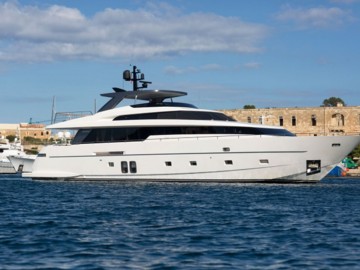 GB2 - 2013 SANLORENZO 93' 11