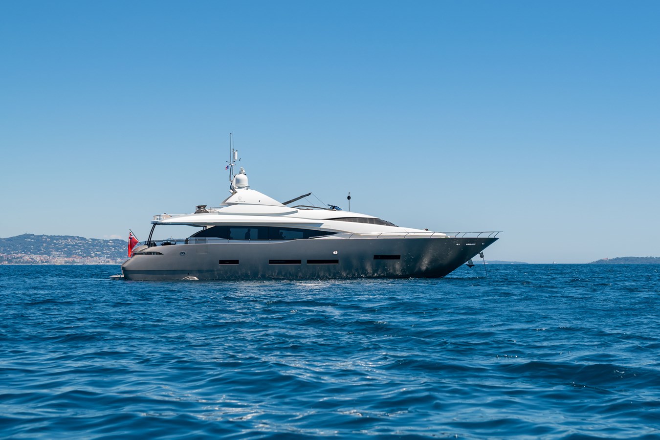 QUASAR - 2009 PERI YACHTS 93' 10