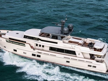 VENERA - 2020 VAN DER VALK 93' 7