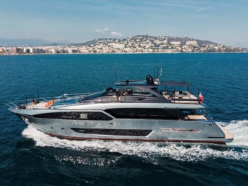 O4 - 2019 RIVA 93' 6