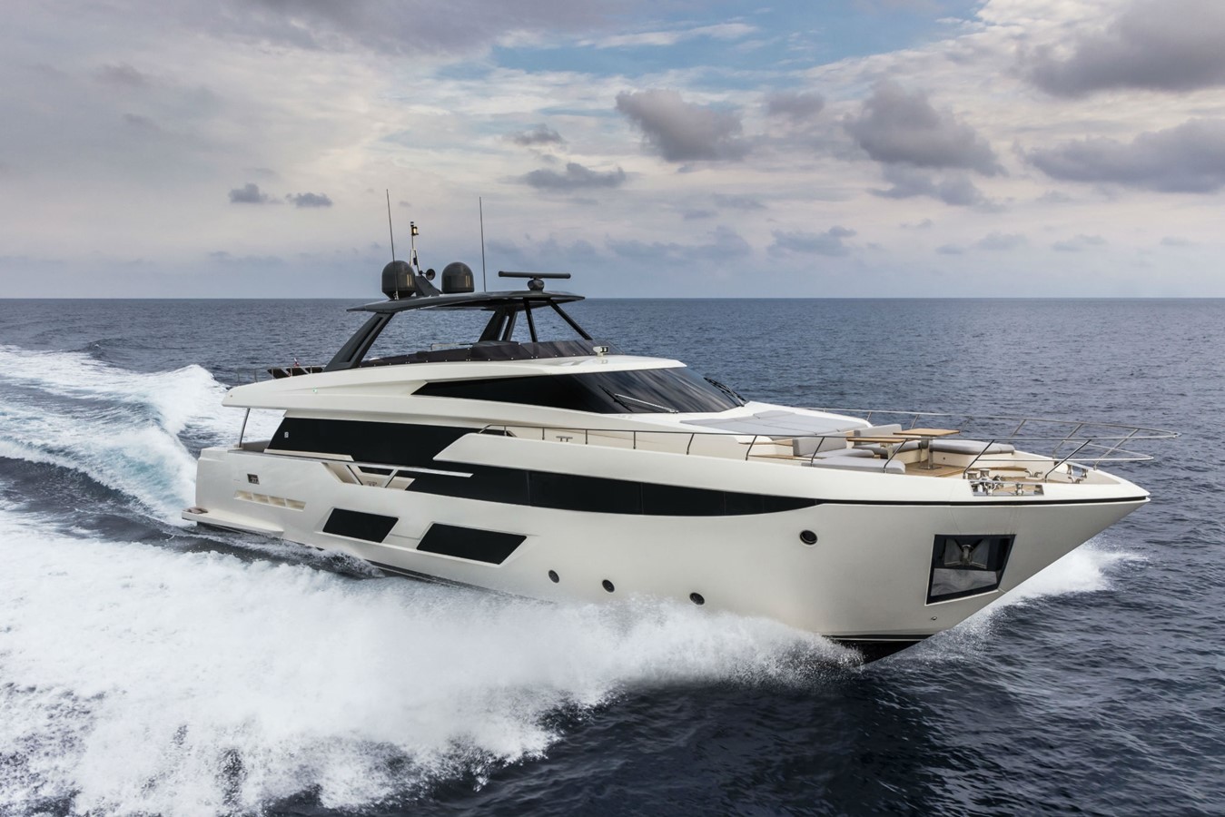 Ferretti Yachts 920 - 2018 FERRETTI YACHTS 93' 5