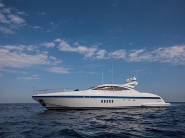 Anna Laura - 2009 OVERMARINE GROUP 92' 8