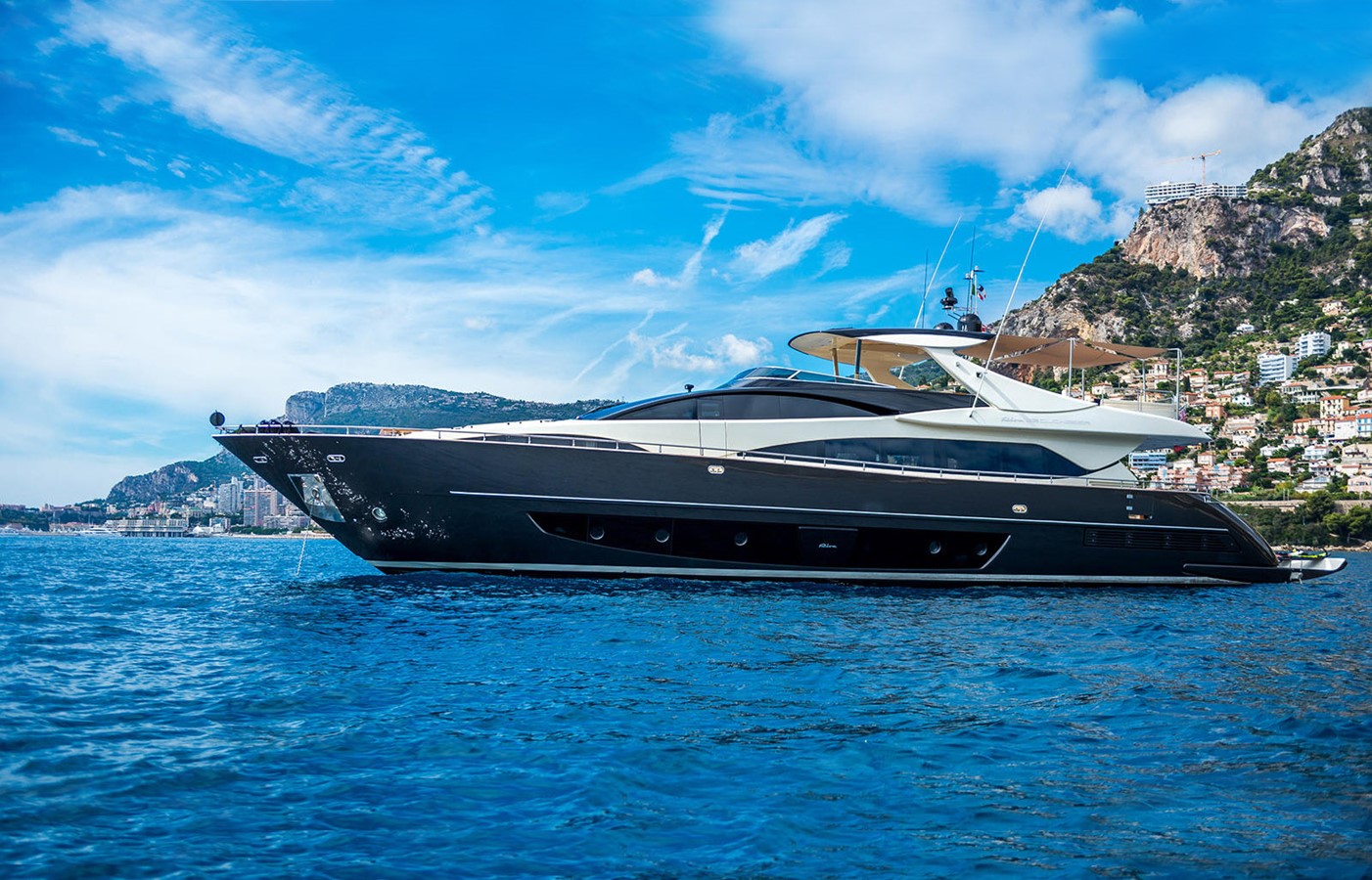 EVA SOFIA - 2011 RIVA 92' 8