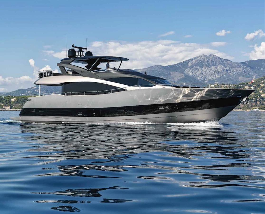 MERRICK - 2013 SUNSEEKER 92' 5