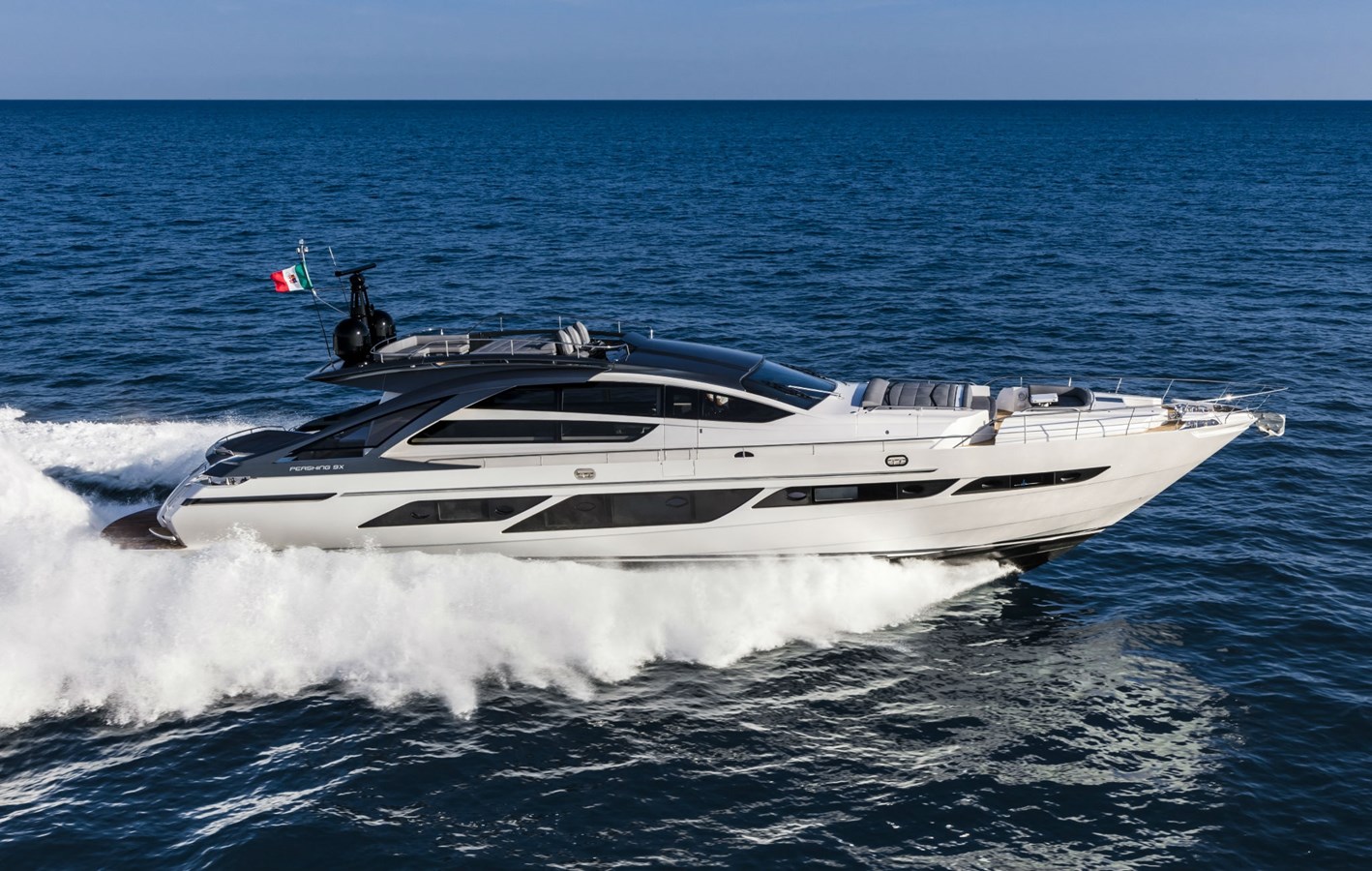 Pershing 9X - 2019 PERSHING 92' 4