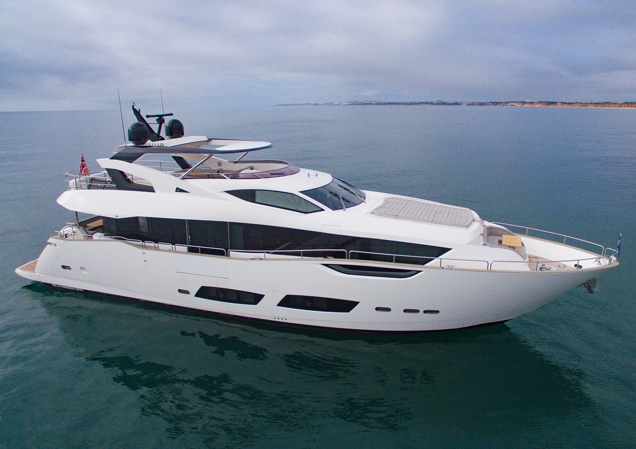 GEE WHIZZ - 2019 SUNSEEKER 92' 1