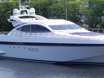 MY KAMPAI - 2005 OVERMARINE GROUP 92' Mangusta 92