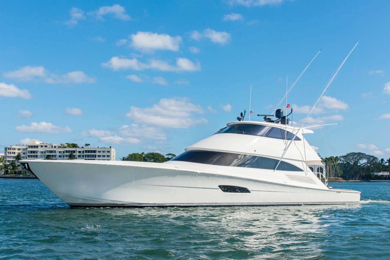 Miss Moneypenny - 2016 VIKING 92' Enclosed