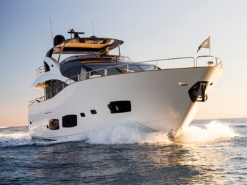 SPONTANEOUS - 2013 SUNSEEKER 91'