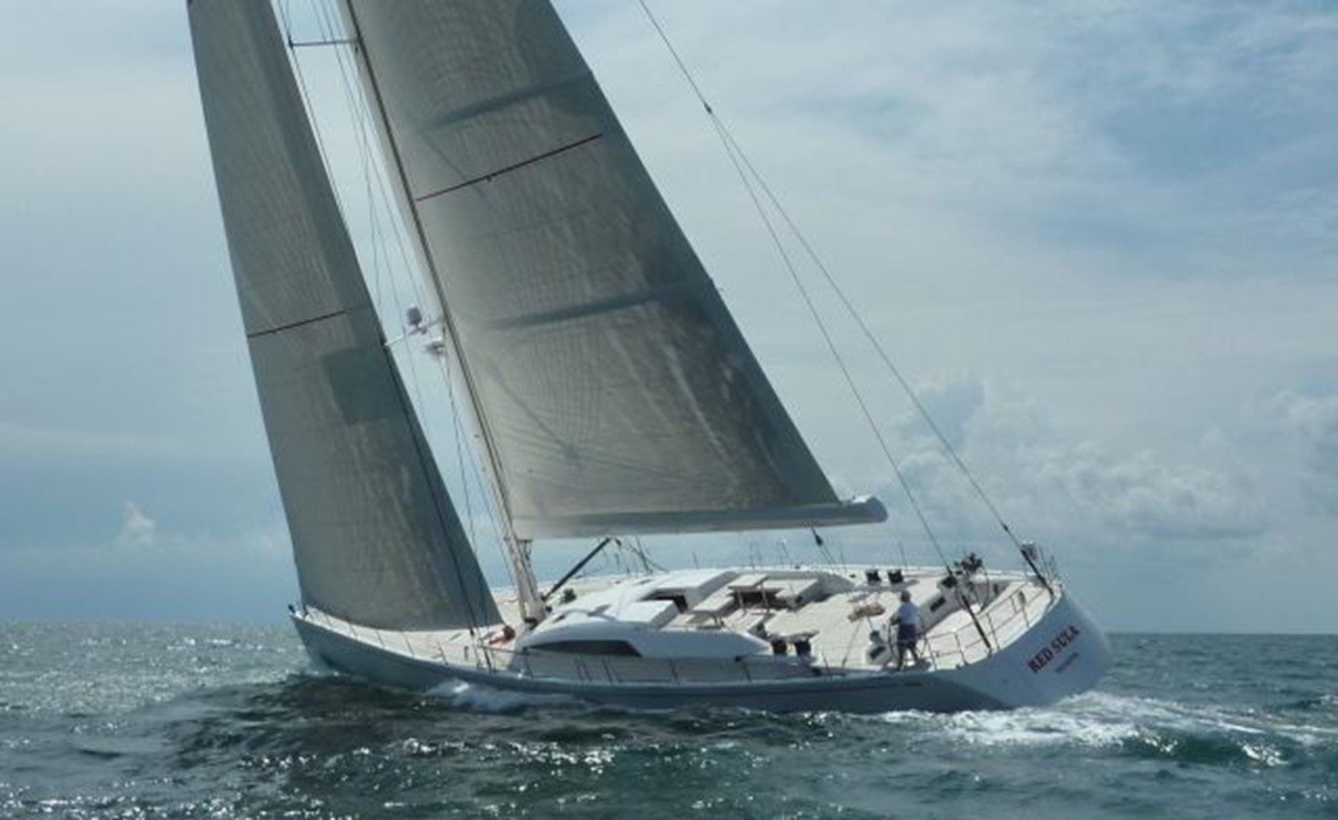 RED SULA - 2009 NAUTOR'S SWAN 90' 11