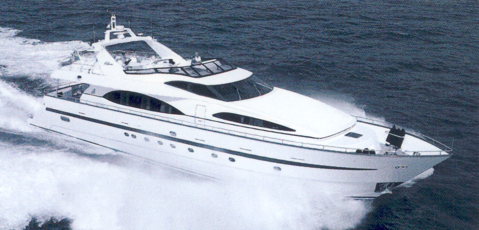 VITTFARI - 2001 AZIMUT YACHTS 90'