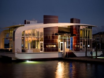 Legacy - 2009 LAZZARA 90' Showcase