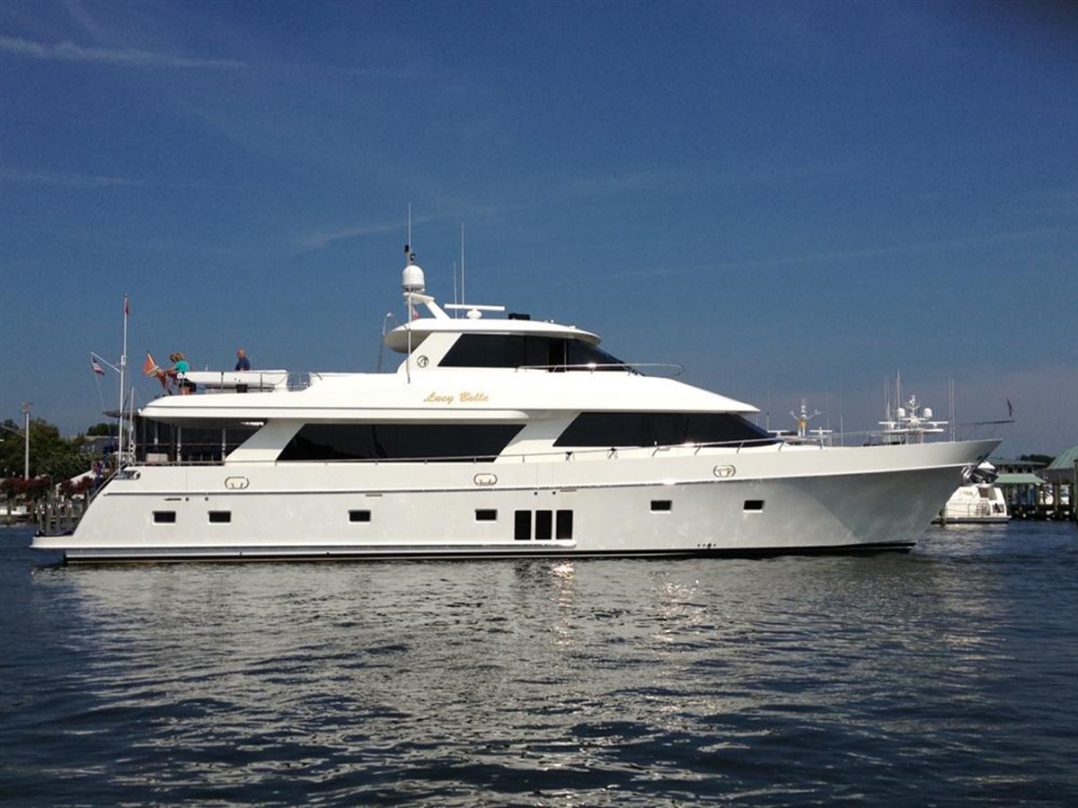 LUCY BELLE - 2012 OCEAN ALEXANDER 90' Motoryacht w