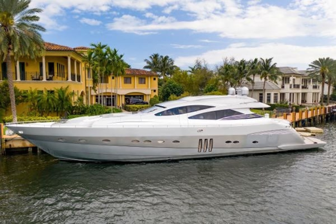 Shadow - 2007 PERSHING 90' Motor Yachts