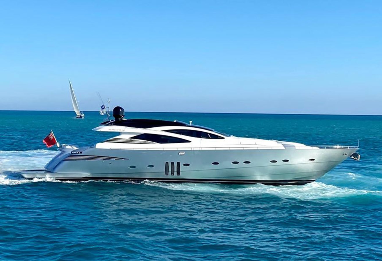 Gigaone - 2008 PERSHING 90' 90