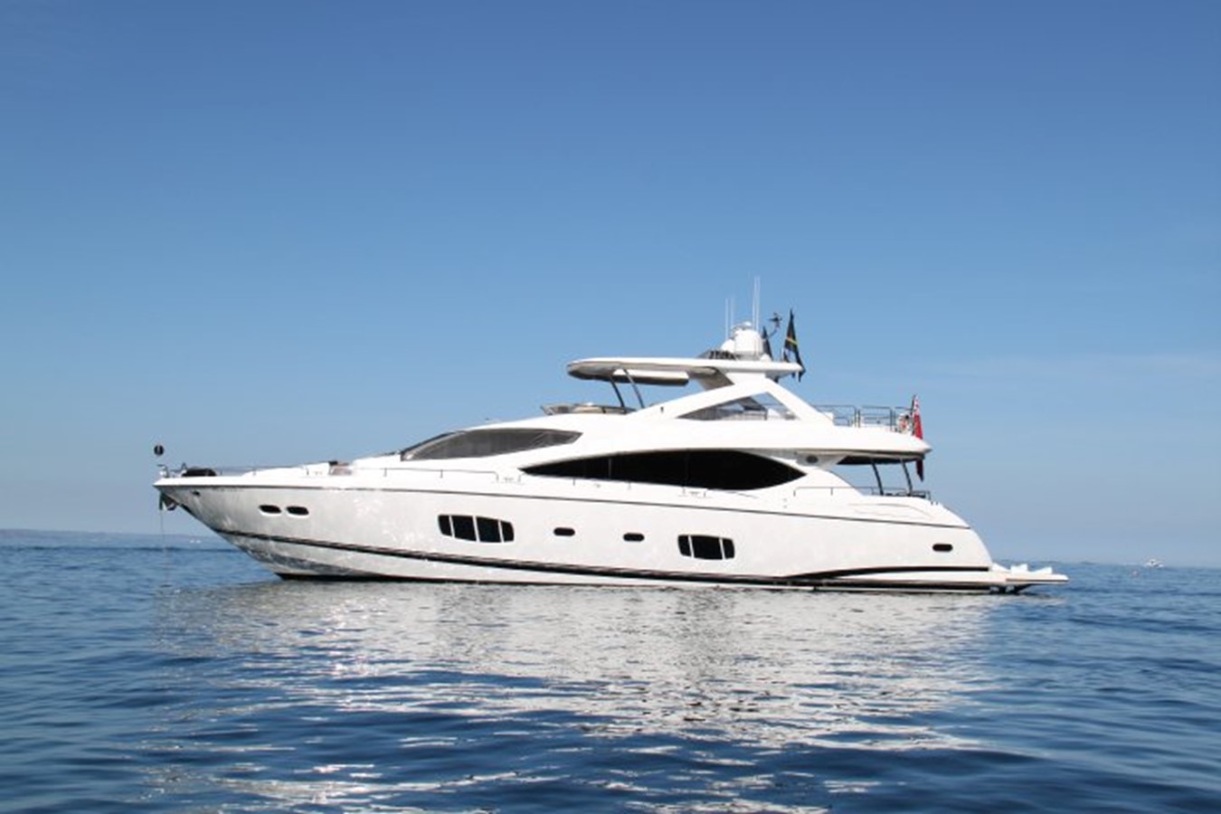 Delight - 2010 SUNSEEKER 88' 4