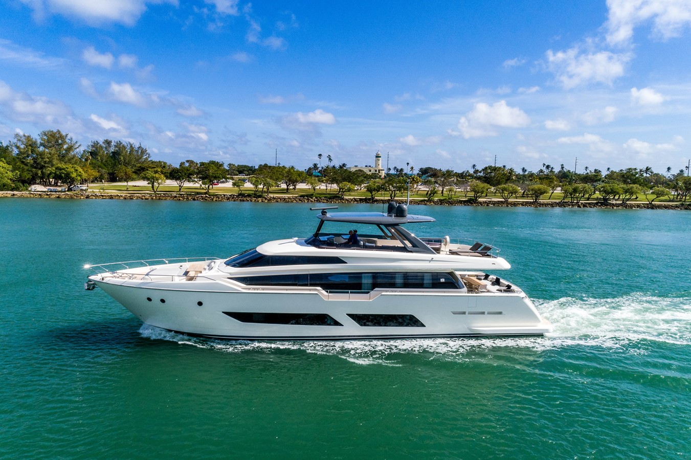 No Name - 2018 FERRETTI YACHTS 85' 850