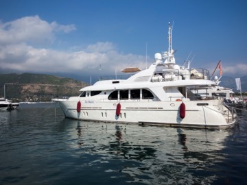 SEA BEAUTY - 2012 TIMMERMAN YACHTS 84' 2