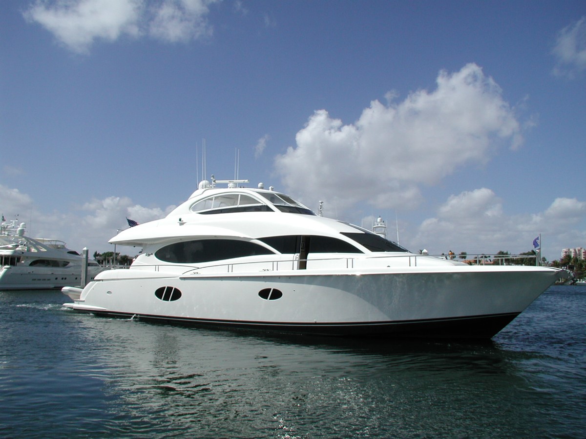 Octane - 2006 LAZZARA 84' 84 Motor Yacht