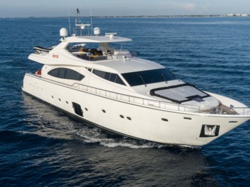 Kavita - 2006 FERRETTI YACHTS 88' 3