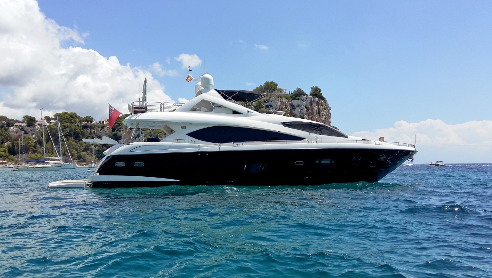 OOMKA - 2011 SUNSEEKER 88' 3