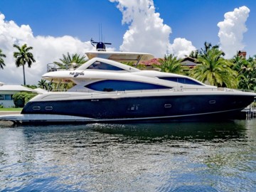 Full Circle - 2014 SUNSEEKER 88' Motor Yacht