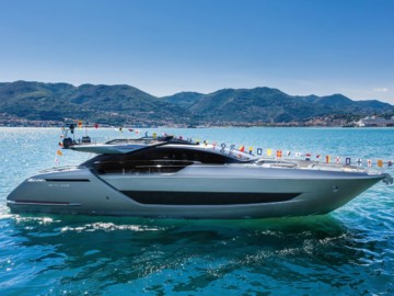 88' FOLGORE - 2022 RIVA 88' 88' FOLGORE