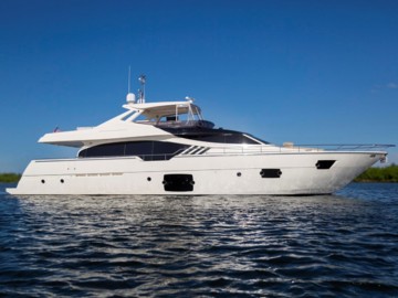TRUE - 2013 FERRETTI YACHTS 87' 870 FLYBRIDGE