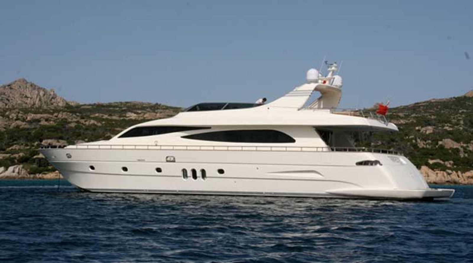 Canados 86 Flybridge - 2008 CANADOS 86' 10