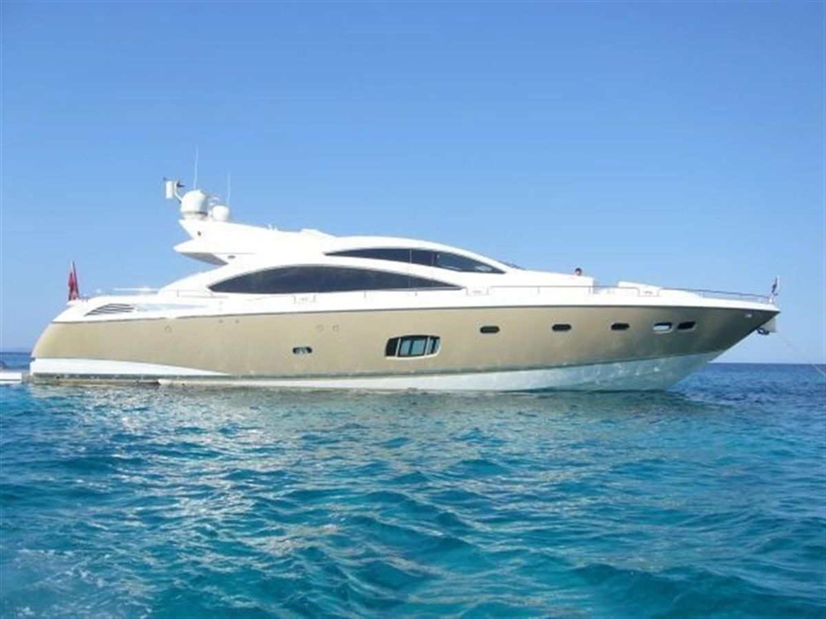 ROBUSTO - 2009 SUNSEEKER 86' 2