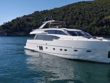 MAJOLA - 2016 SANLORENZO 86' SL86