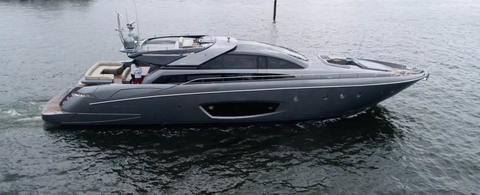 GYPSEA - 2012 RIVA 86'