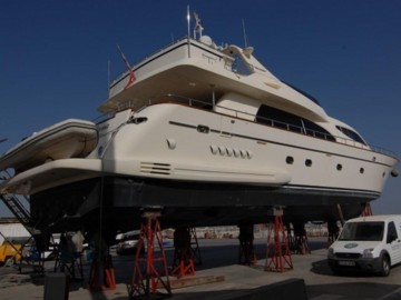 ALTANA - 2002 FALCON 86'