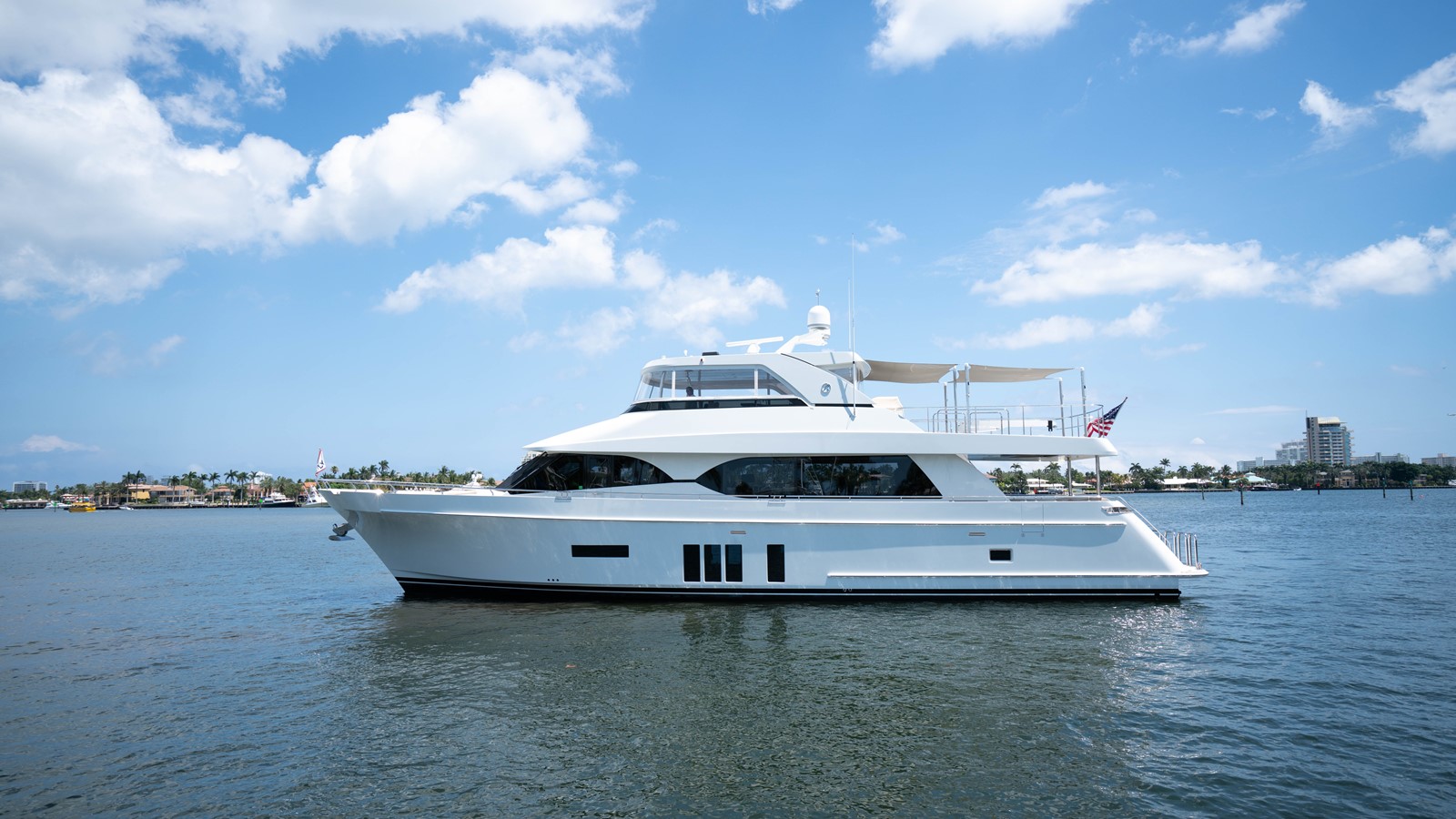 MIMI'S MAGIC - 2015 OCEAN ALEXANDER 85' 9