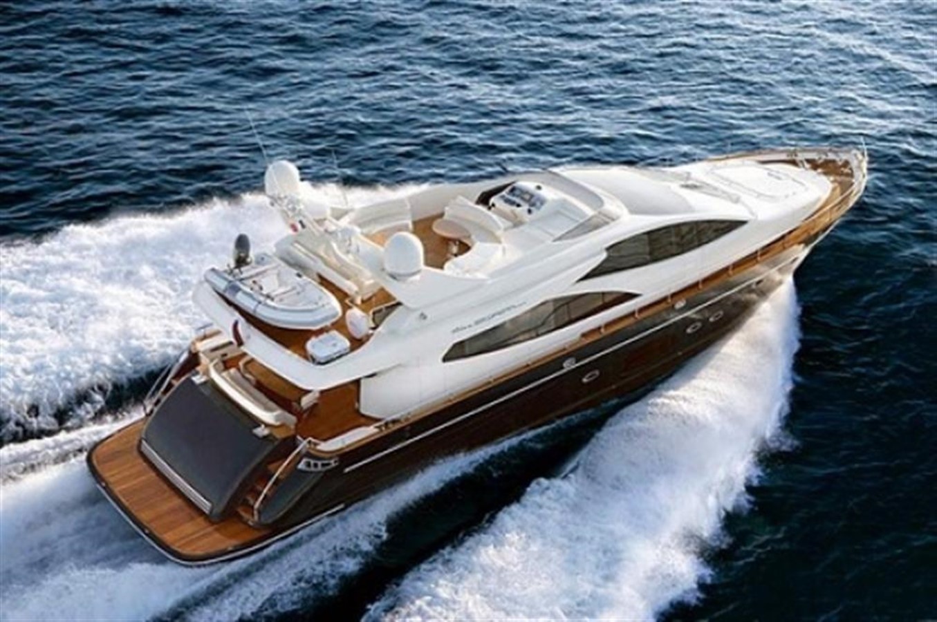 JURATA STAR - 2007 RIVA 85' 5