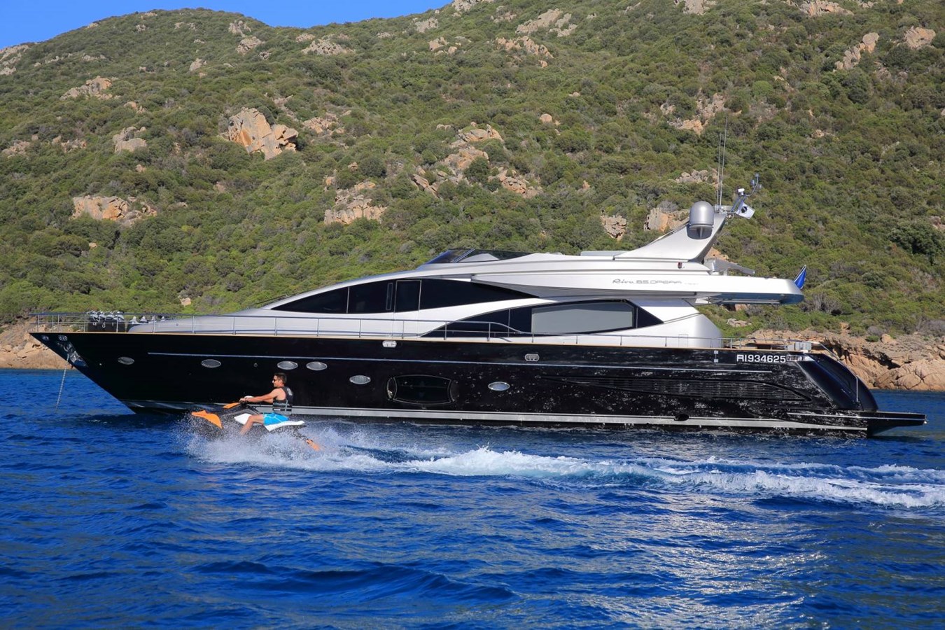 Black Pearl Ajaccio - 2009 RIVA 85' 4