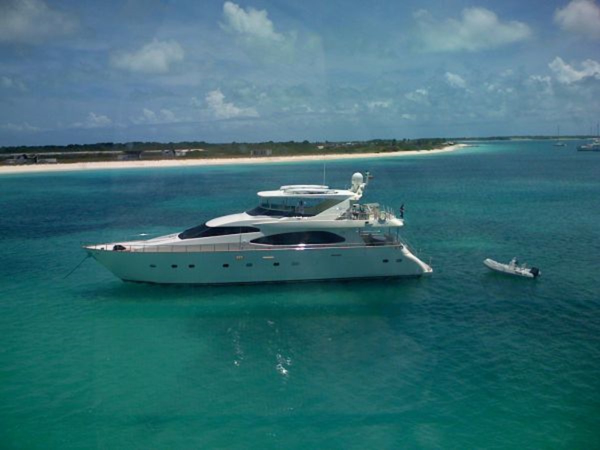 Ultimate - 2005 AZIMUT YACHTS 85' Ultimate