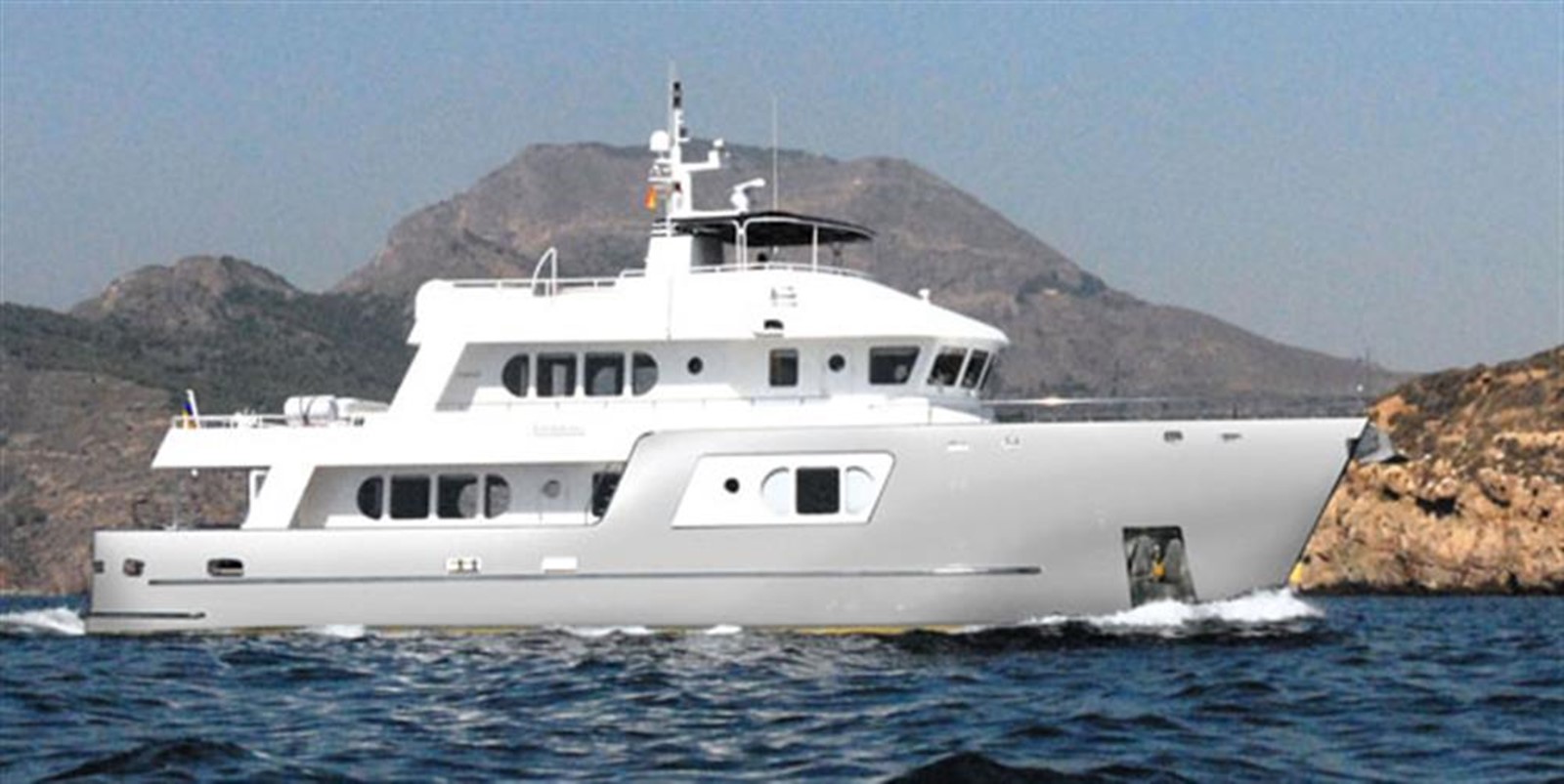 FORTALEZA - 2004 INACE 85' Expedition Yacht