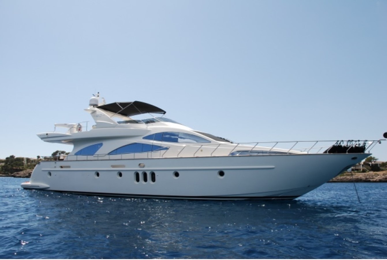 LUCKY STAR - 2004 AZIMUT YACHTS 83' 1