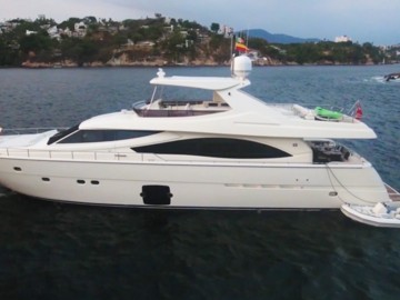 RICACHA 2012 Ferretti 830 @ Acapulco - 2011 FERRETTI YACHTS 83' Ferretti 830