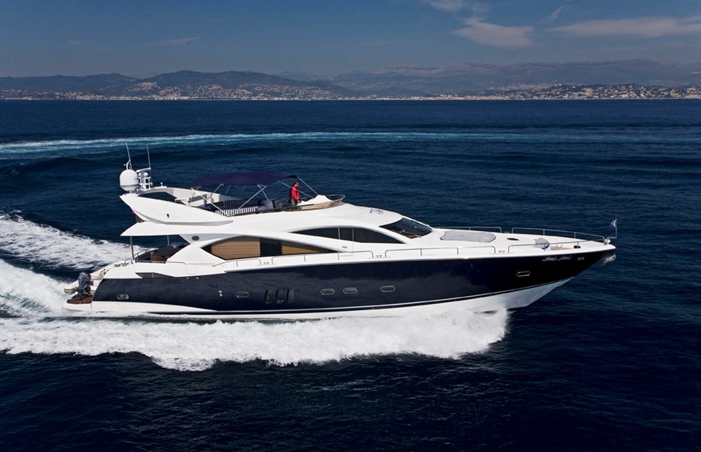 LUIS LUIS - 2004 SUNSEEKER 82' 4