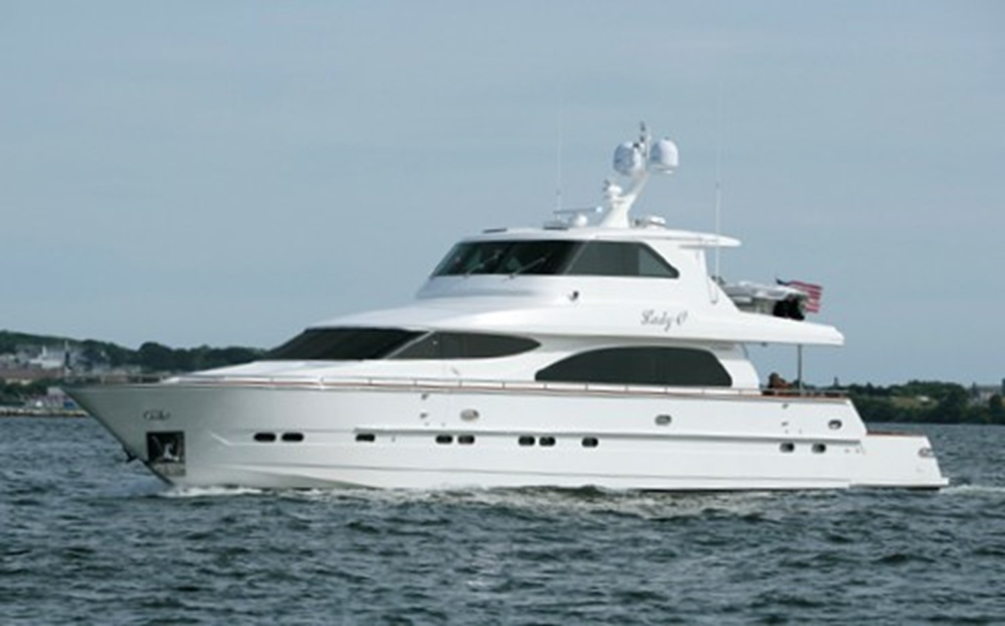 LADY O - 2005 HORIZON 82' Cockpit Motor Yacht