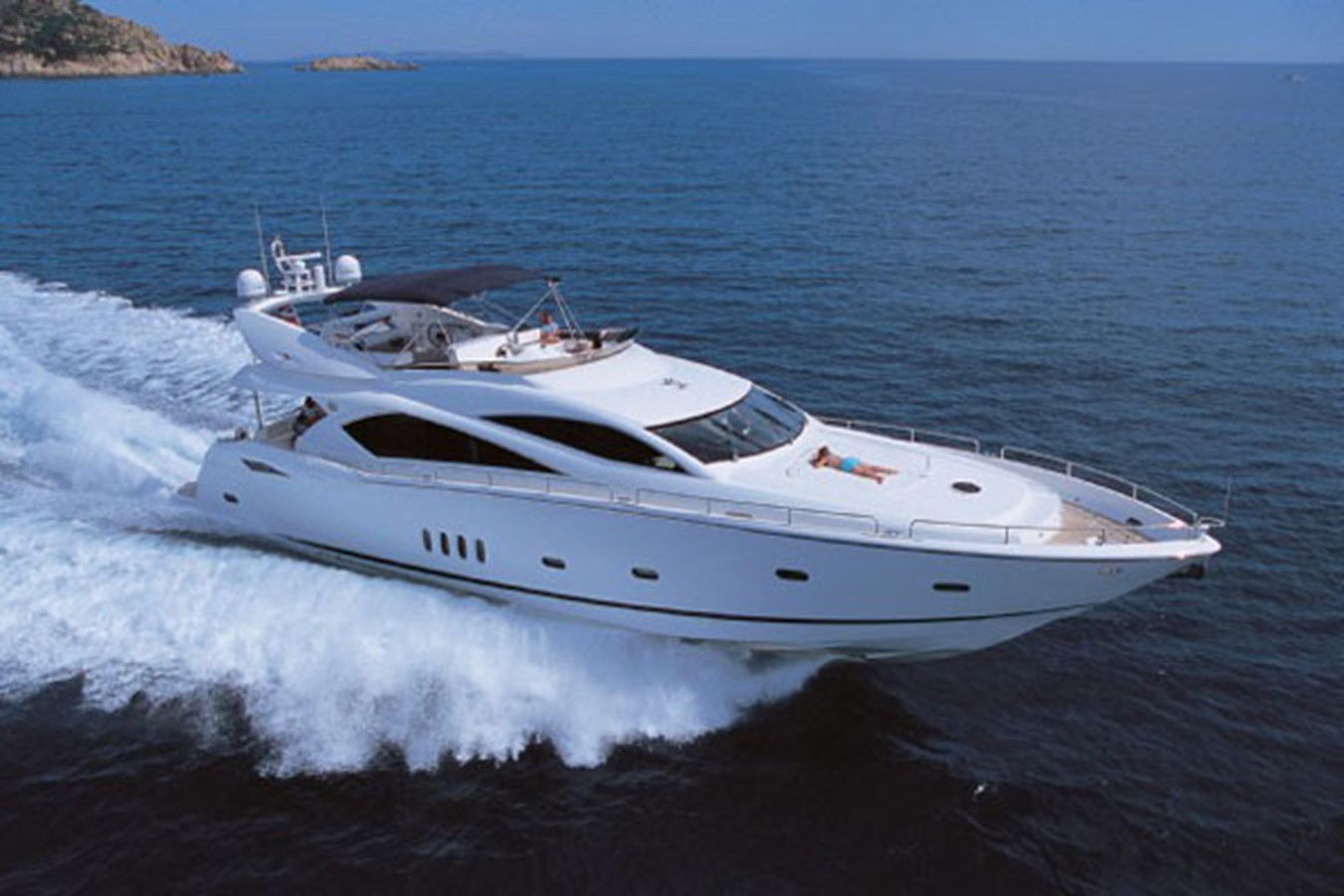 Sedation - 2004 SUNSEEKER 82'