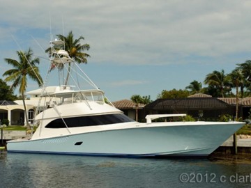 BUSINESS - 2010 VIKING 82'