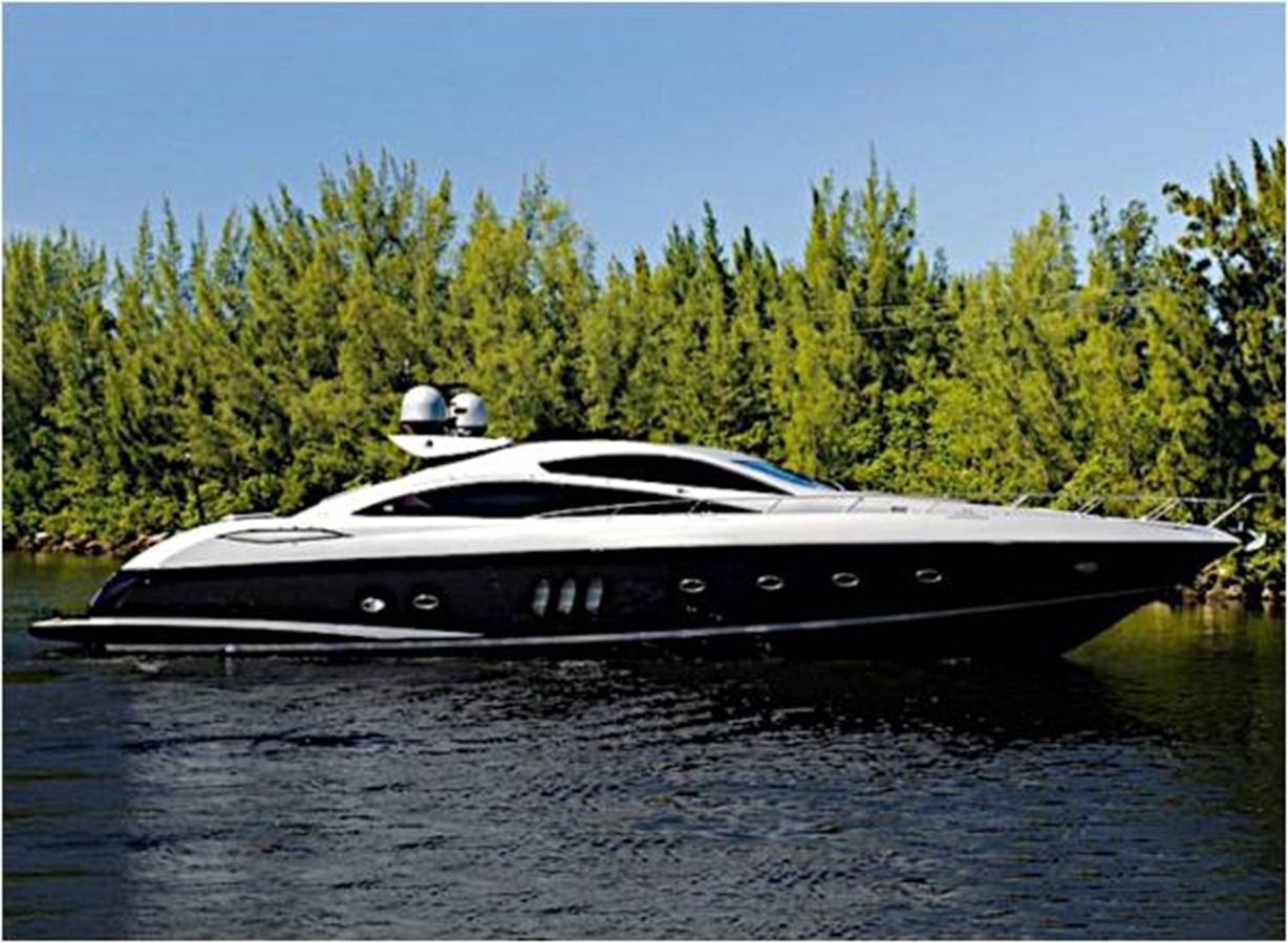 HIDEOUT - 2007 SUNSEEKER 82'