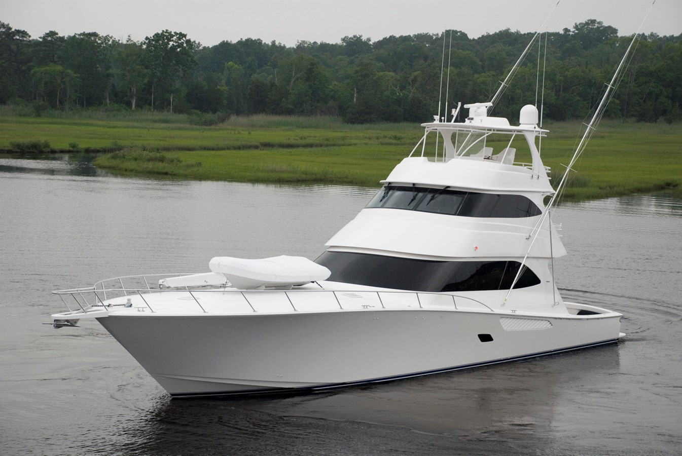 No Name - 2010 VIKING 82' Enclosed Bridge w/ Skybr