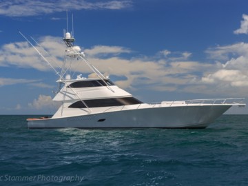 Mistress - 2013 VIKING 82' Enclosed Bridge Convertible