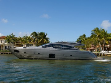 Recovery - 2016 PERSHING 82' 82 Express